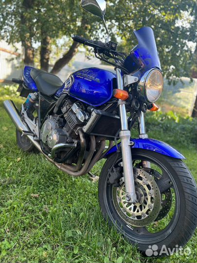 Honda cb 400
