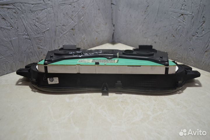 Щиток приборов Nissan Almera G15