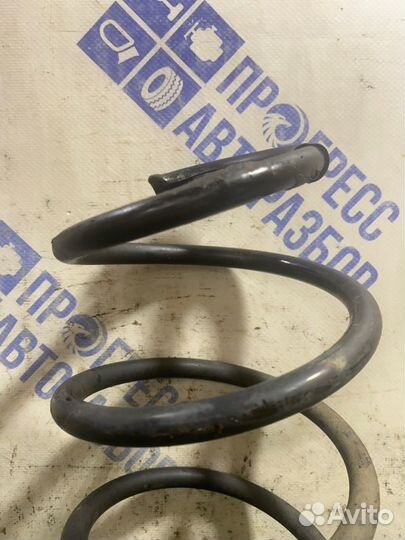 Пружина подвески передняя правая Ford Fusion