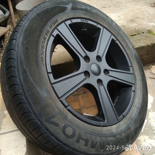 Kumho Solus SA01 205/65 R16