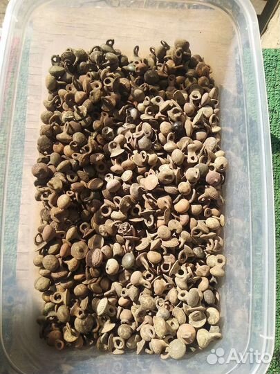 Пуговица гирька