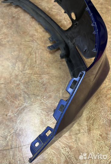 Продам бампер передний