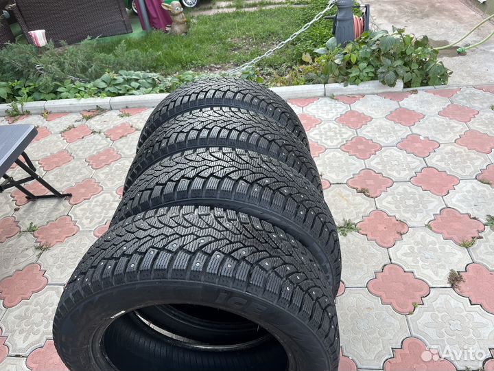 Formula Ice 215/55 R17