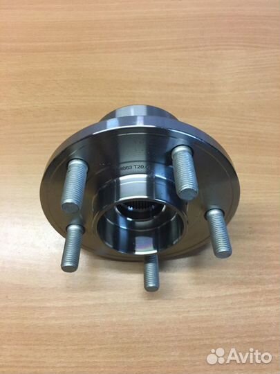 Ступица передняя Ford Mondeo 2008