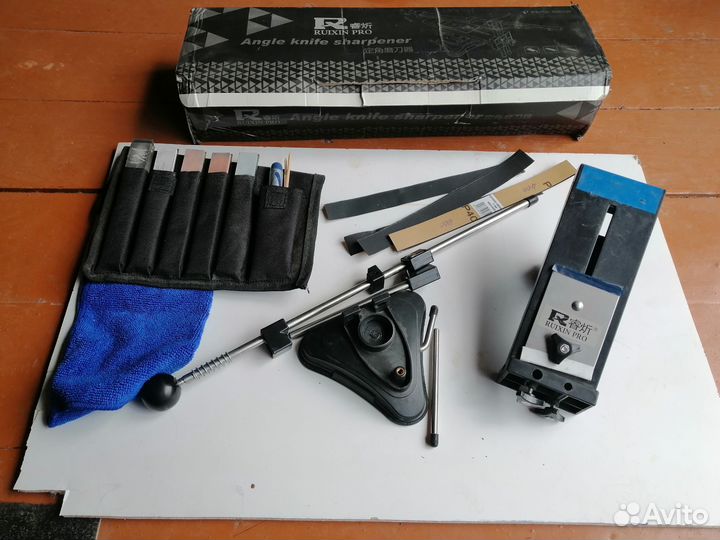 Точилка для ножей с поворотным механизмом