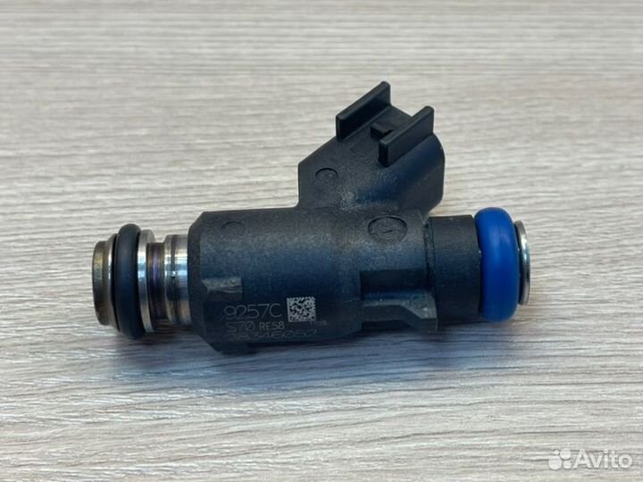 Форсунка топливная LADA X-Ray