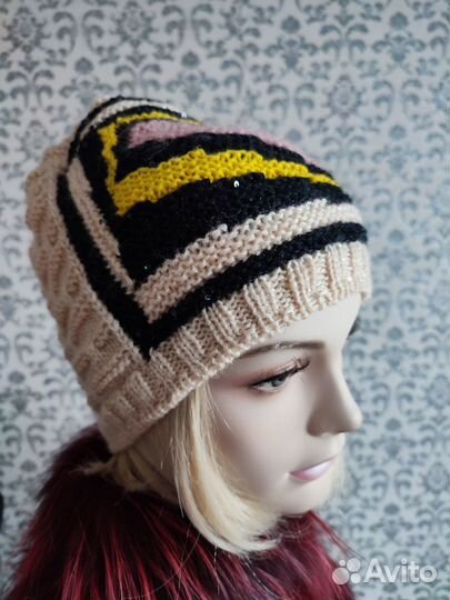 Вязаная шапка