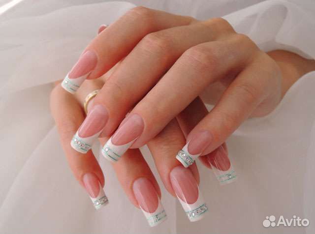 Наращивание ногтей