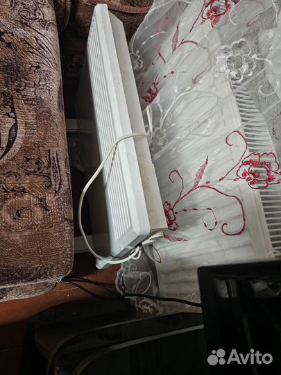 Обогреватель электрический настенный