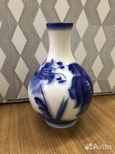 Фарфоровая вазочка гжель СССР