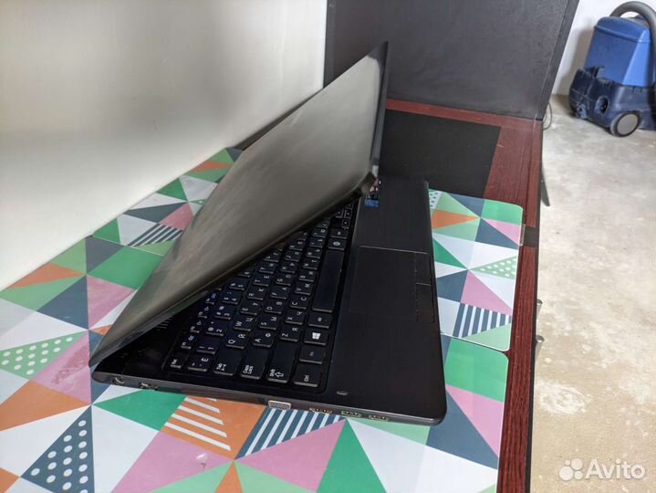 Ноутбук Samsung np355e5c-S05 с Гарантией