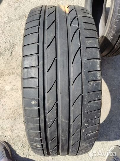 Bridgestone Potenza S001 235/45 R19