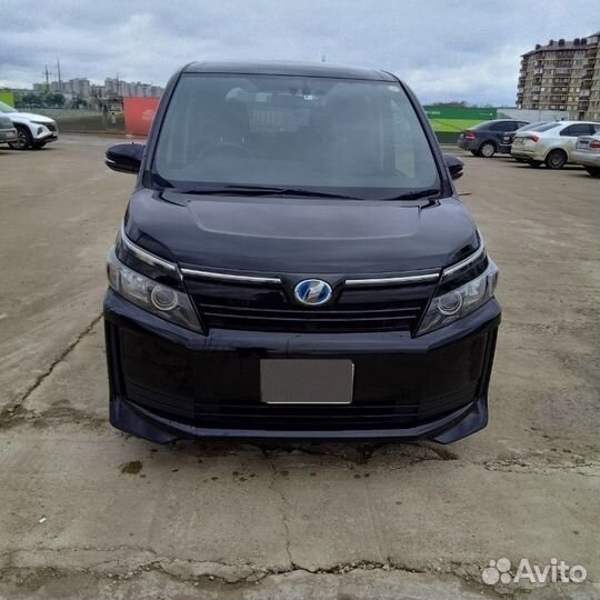 Toyota Voxy 1.8 CVT, 2014, 120 000 км