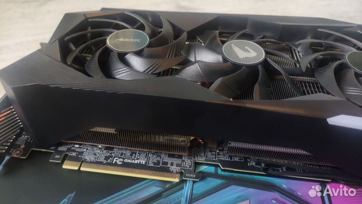 Продам видеокарту Gigabyte Aorus Master 3070ti
