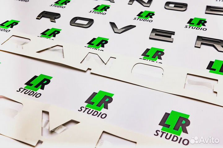 Буквы Range Rover темно-серые глянцевые