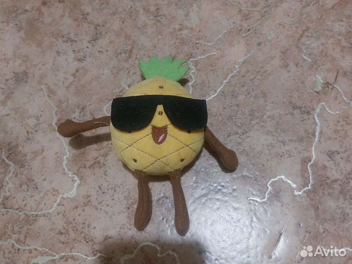 Игрушка ананас