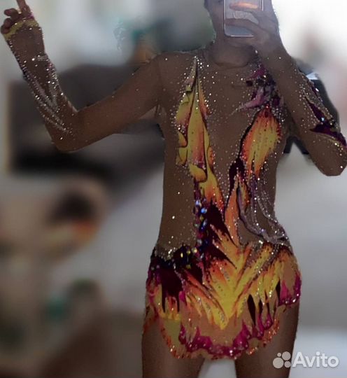 Купальник для художественной гимнастики