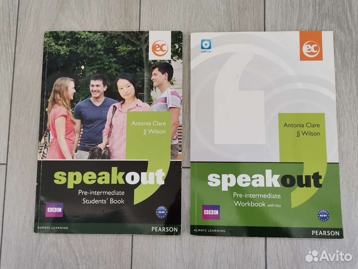 Учебник и рабочая тетрадь по английскому языку