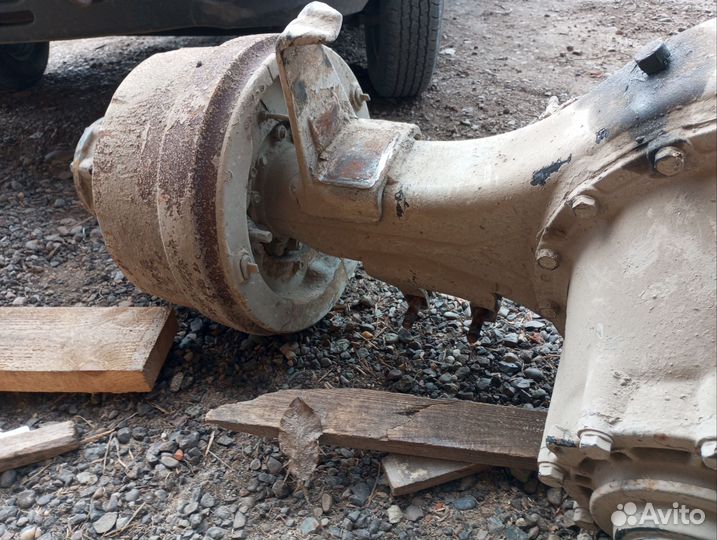 Ведущий мост