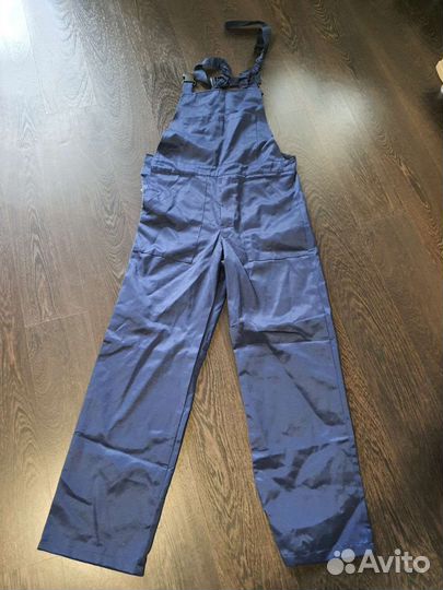 Строительный комбинезон