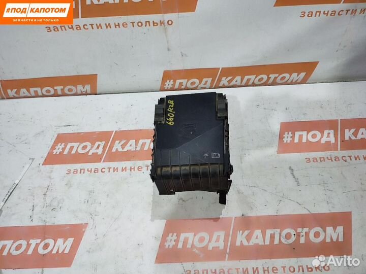 Блок предохранителей Volkswagen Tiguan 2010