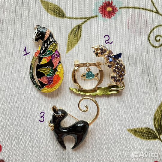 Брошь кошки стильные