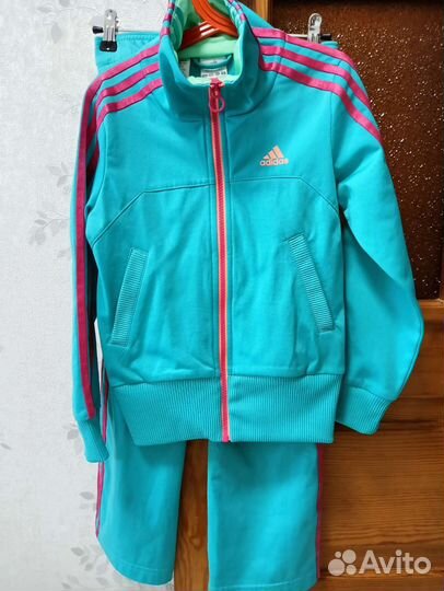 Спортивный костюм adidas