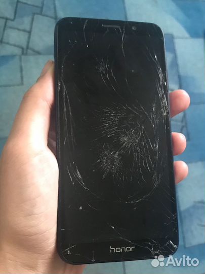 Телефон Huawei