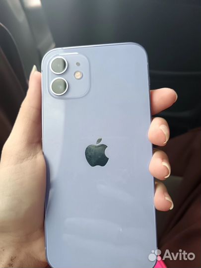 iPhone 12, 64 ГБ