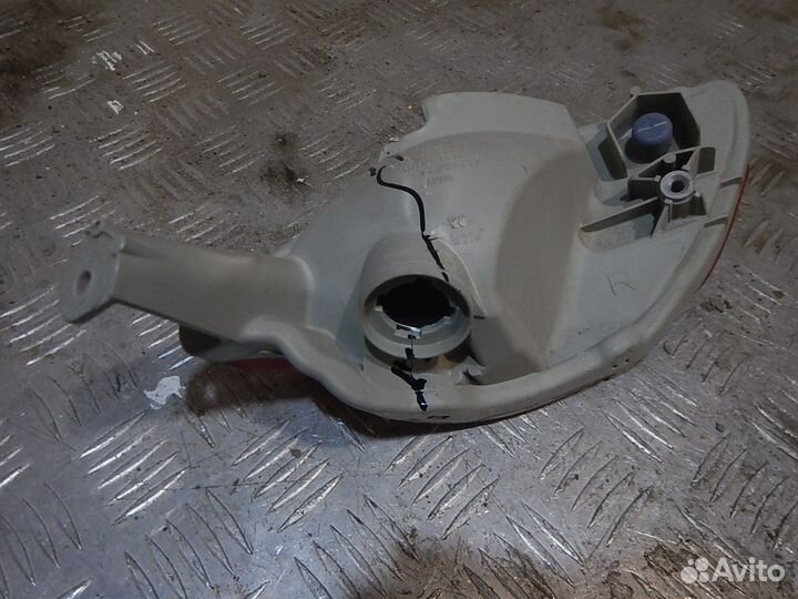 Фонарь задний противотуманный правый, Lexus (Лексу