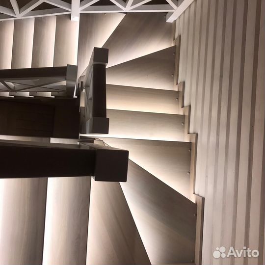 Изготовление лестниц. Расчёт цены. Пишите