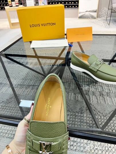 Лоферы мужские Louis Vuitton Estate зелёный
