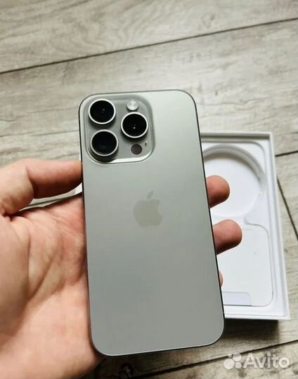 iPhone 15 Pro, 128 ГБ