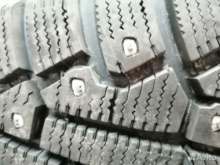 Pirelli Ice Zero 205/55 R16