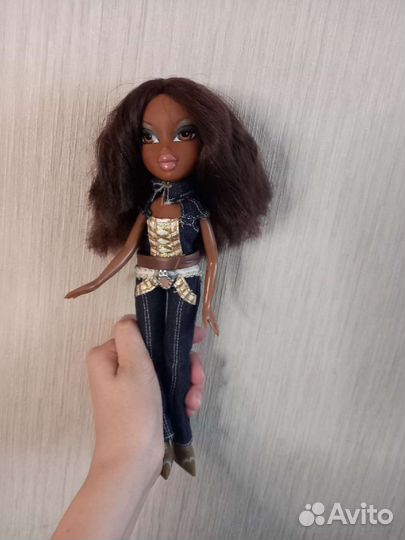 Кукла Bratz