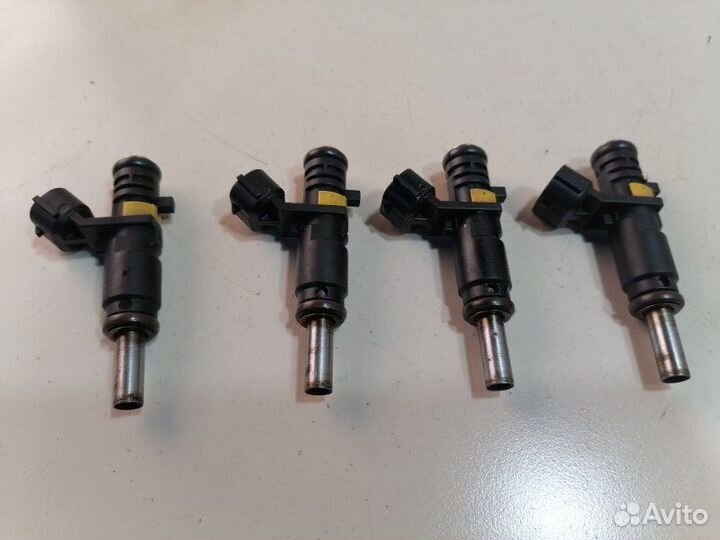 Форсунка Peugeot Peugeot 408 4D DV6CM