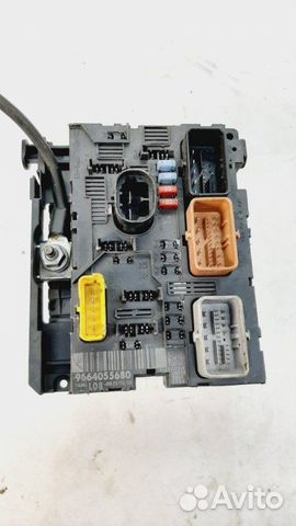 Блок предохранителей Citroen C4 2004-2011