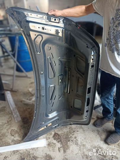 Крышка багажника Мерседес w211