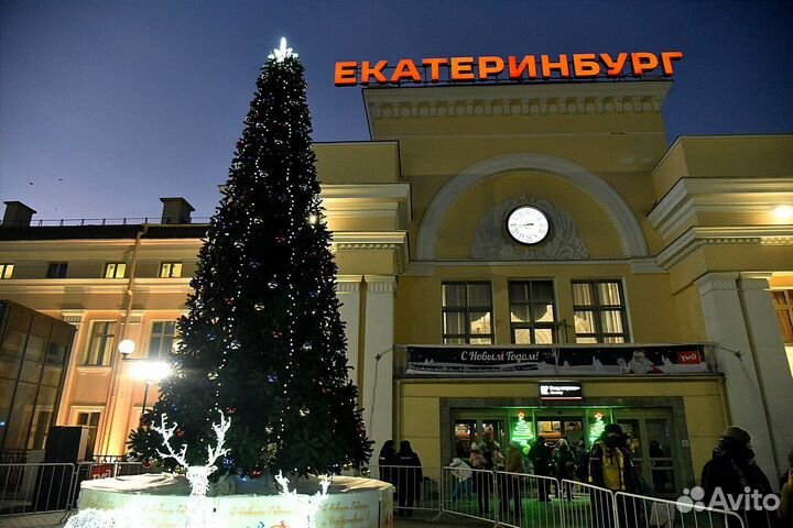 Елка уличная искусственная 3 метра