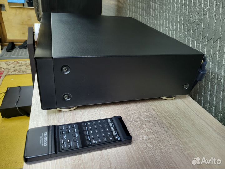 Cd проигрыватель kenwood DP-8020