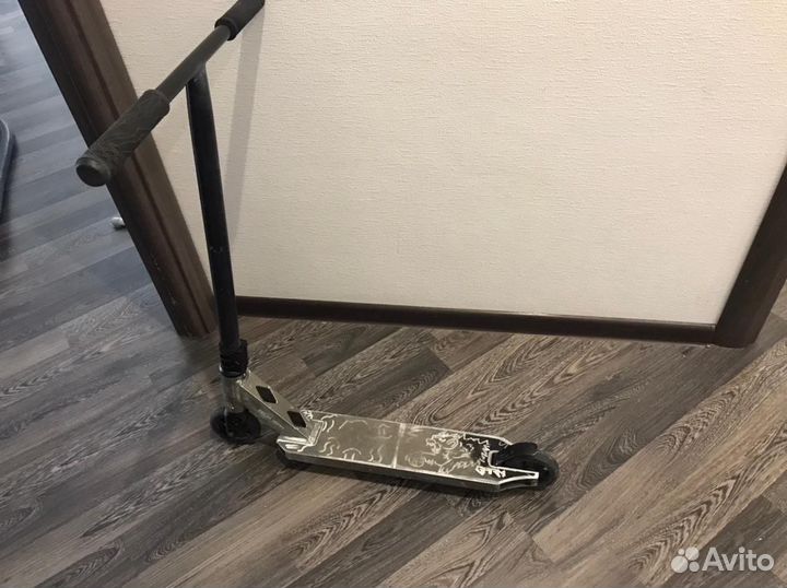 Трюковой самокат Tech Team