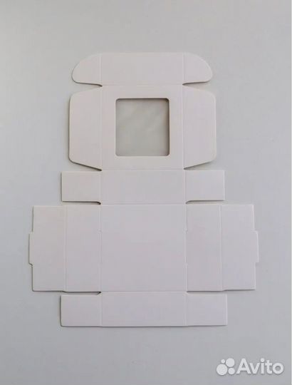 Коробки самосборные с окном
