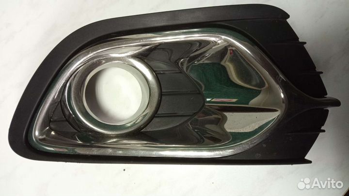 Вставка хром на renault