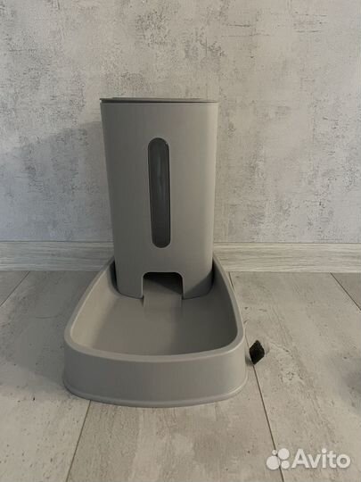 Автокормушка для кошек и собак