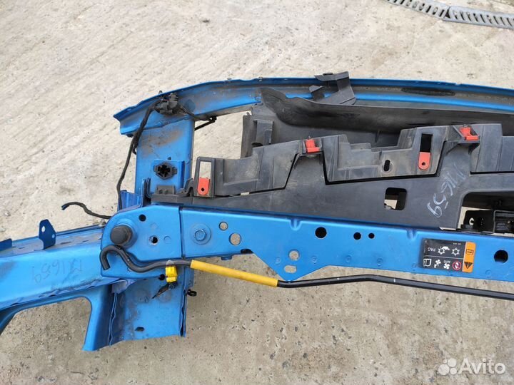 Панель передняя телевизор на Opel Astra J GTC