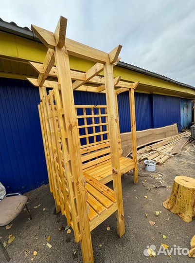 Деревянная пергола в наличии