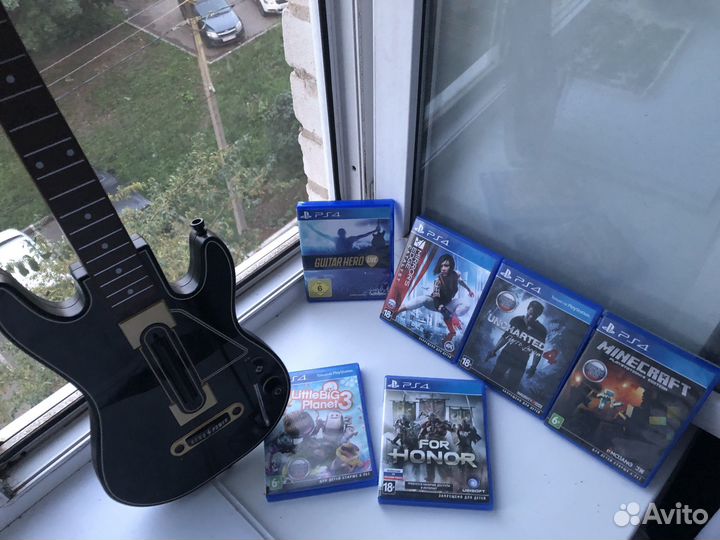 Продам диски для ps4 и гитару с гитар хиро