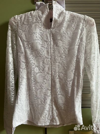 Блузка нарядная кружевная