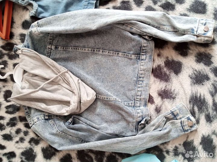 Джинсовая куртка