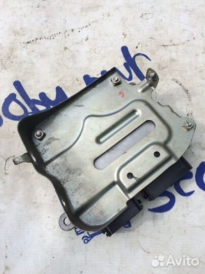 Блок управления двигателем Mitsubishi Outlender